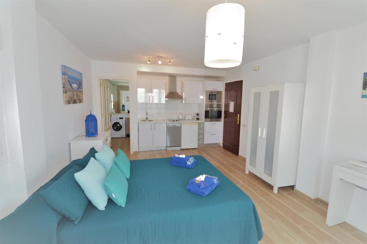 Casa Delfin Apartment Манилва Екстериор снимка