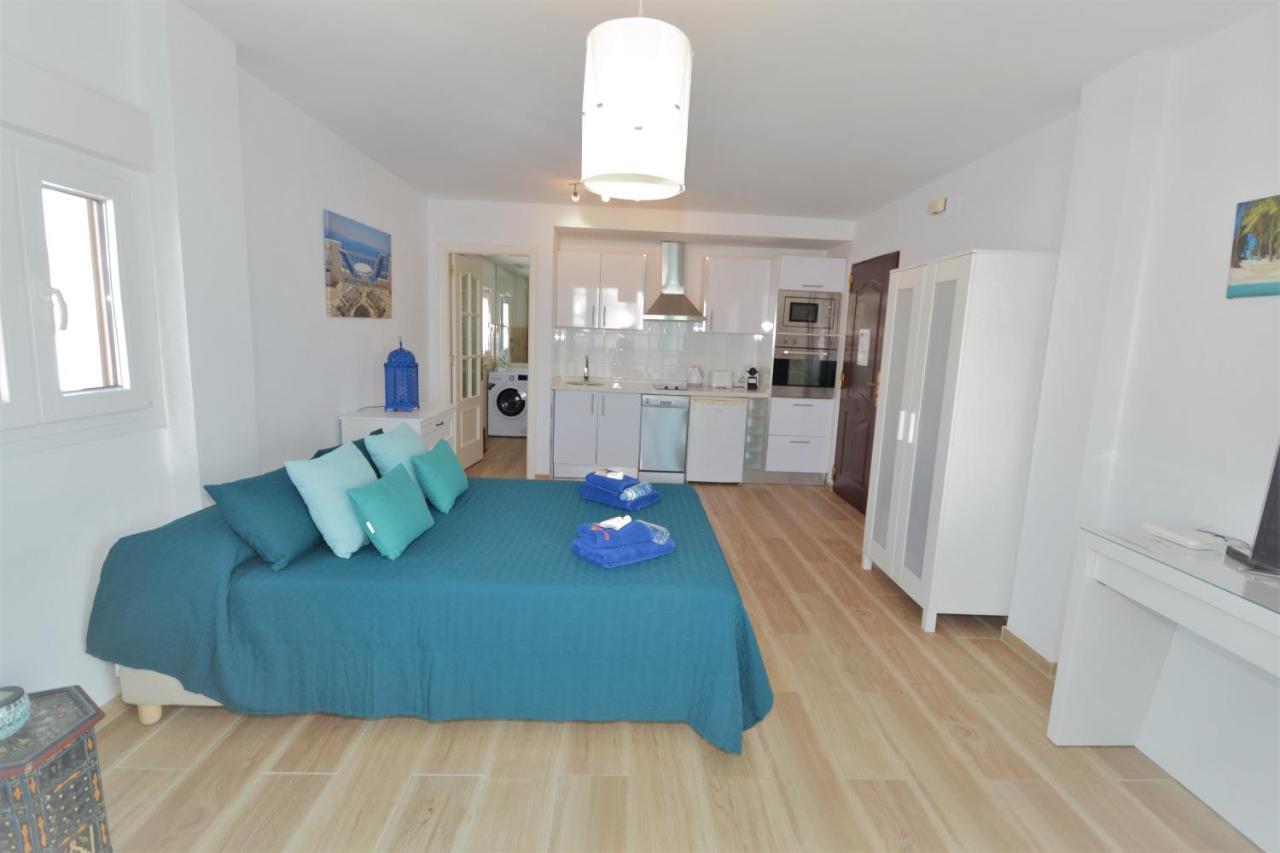 Casa Delfin Apartment Манилва Екстериор снимка