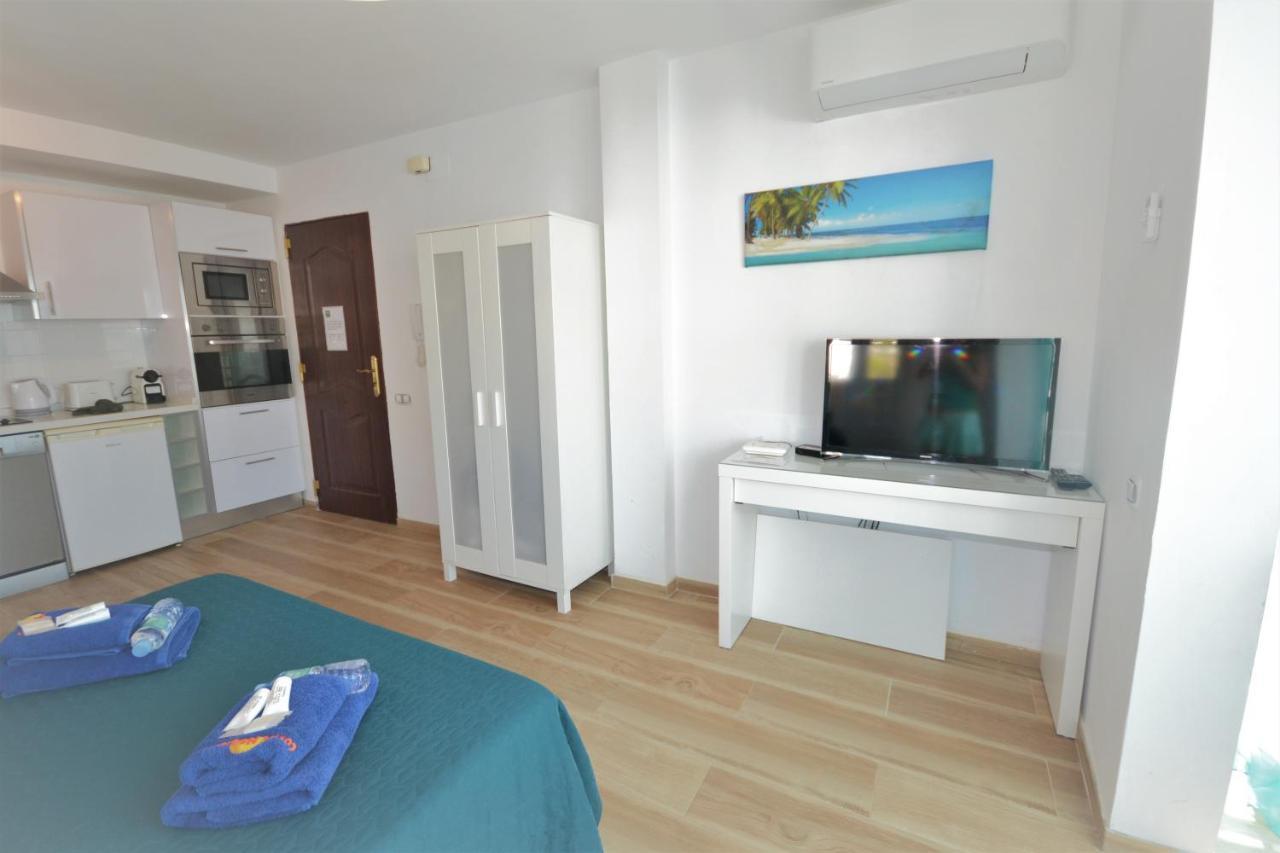 Casa Delfin Apartment Манилва Екстериор снимка